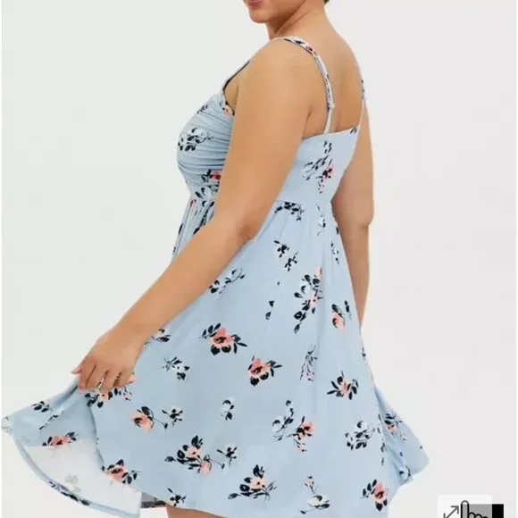 Soft Skater Dress - Picture 2 of 11